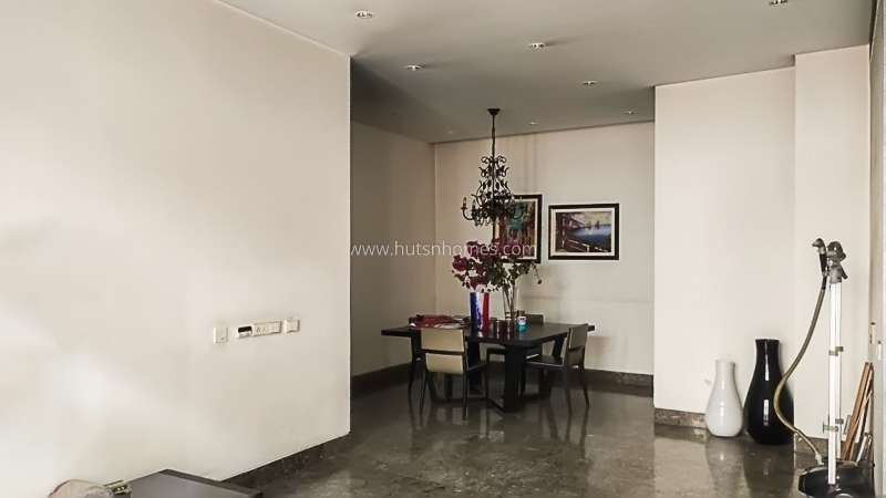 6 BHK House For Sale in Vasant Vihar