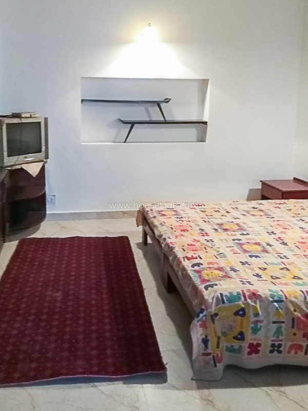 3 BHK Flat For Rent in Green Park Extension