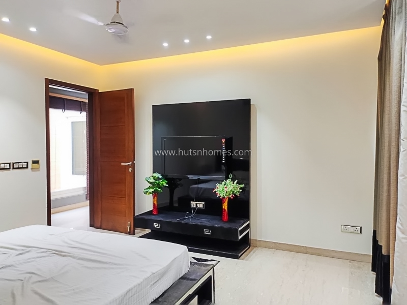 4 BHK Builder Floor For Sale in Hauz Khas