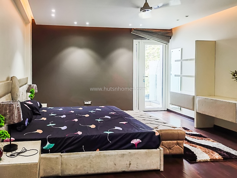 4 BHK Builder Floor For Sale in Hauz Khas