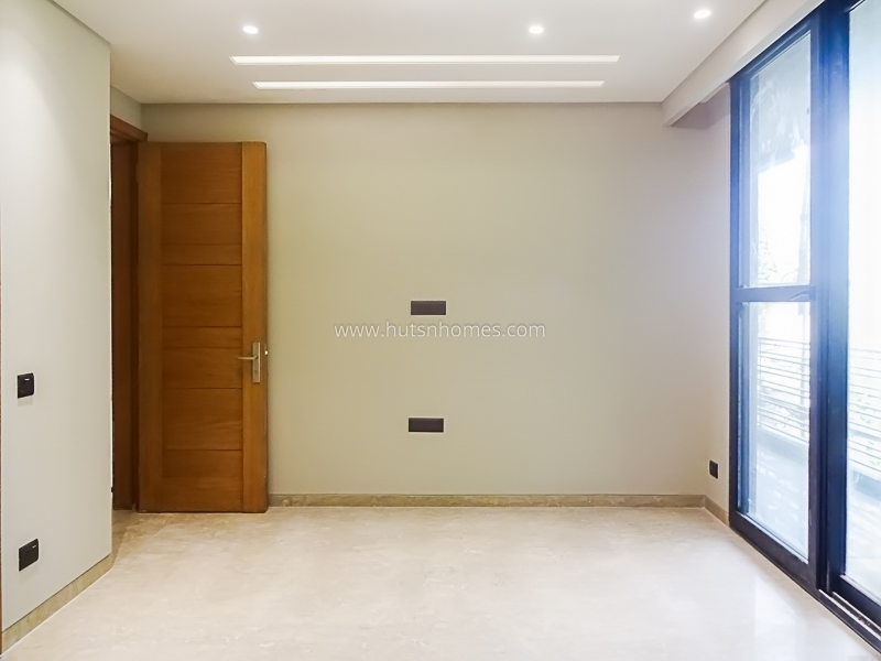 3 BHK Builder Floor For Sale in East Of Kailash