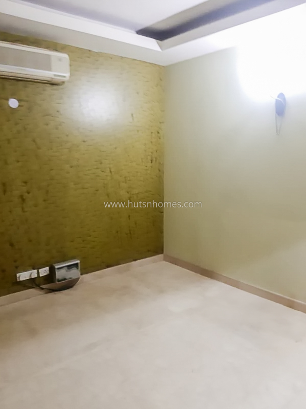 4 BHK Flat For Sale in Greater Kailash Part 2