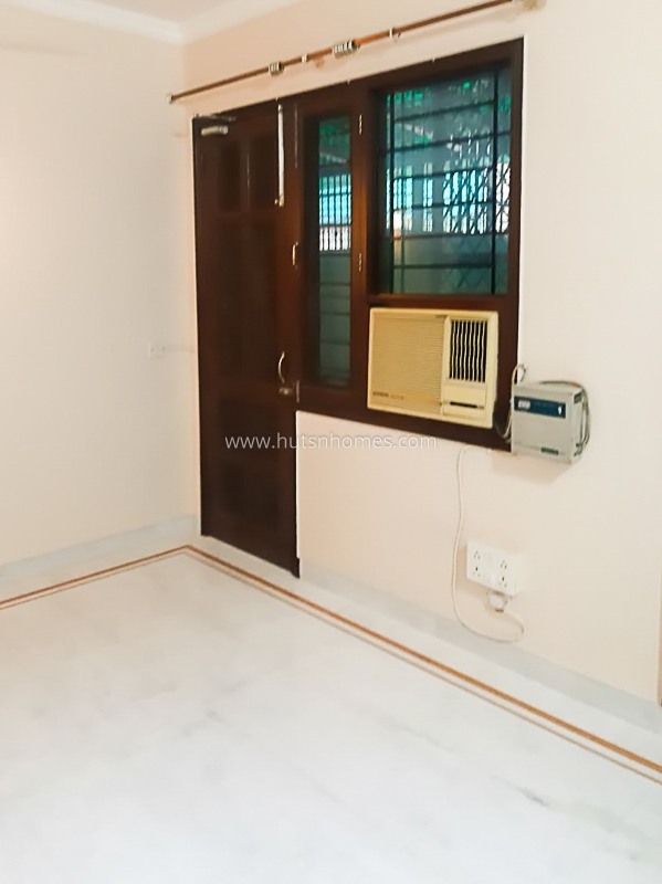 4 BHK Flat For Sale in Greater Kailash Part 2