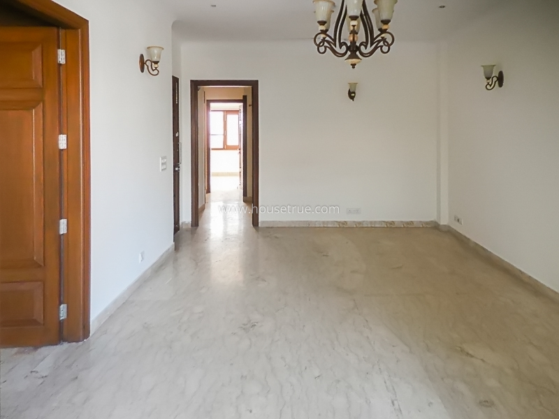 3 BHK Flat For Sale in Defence Colony