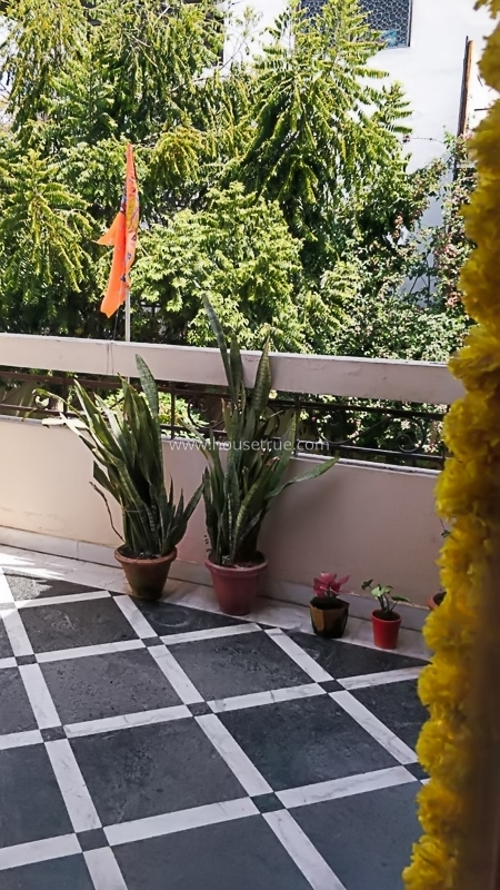 11 BHK House For Sale in Maharani Bagh