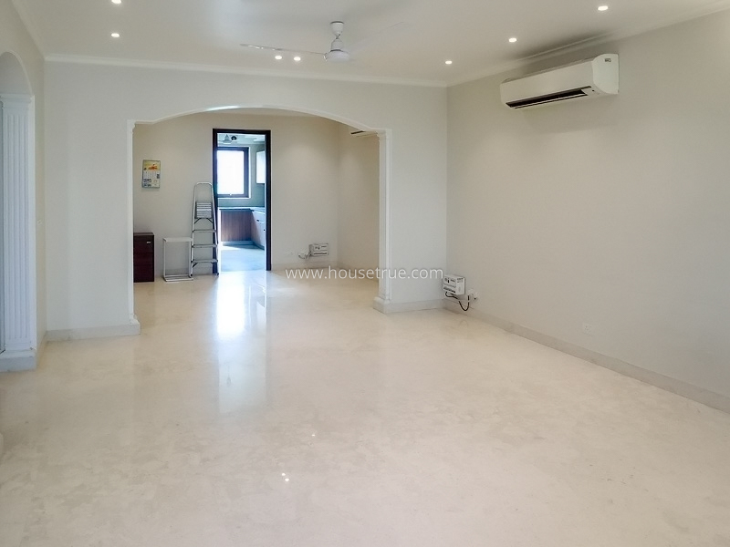 3 BHK Builder Floor For Sale in Defence Colony