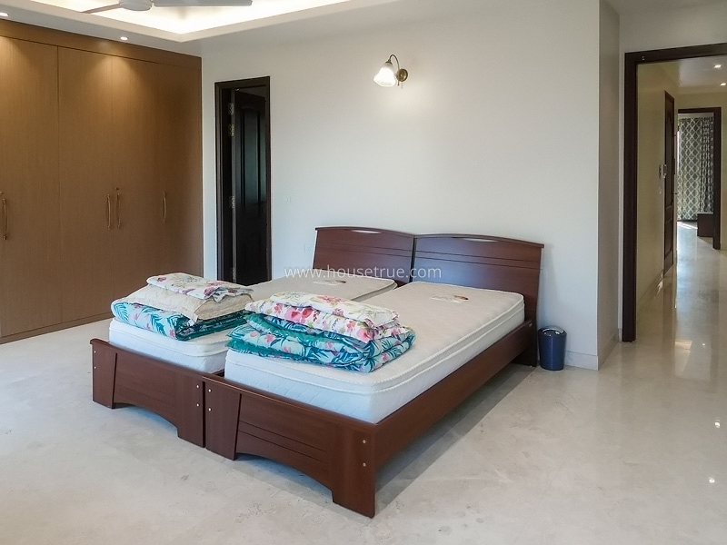 3 BHK Builder Floor For Sale in Defence Colony