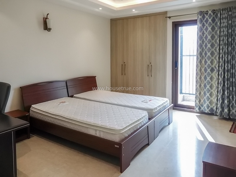 3 BHK Builder Floor For Sale in Defence Colony