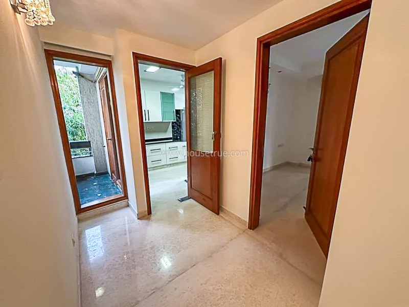 3 BHK Builder Floor For Sale in Defence Colony