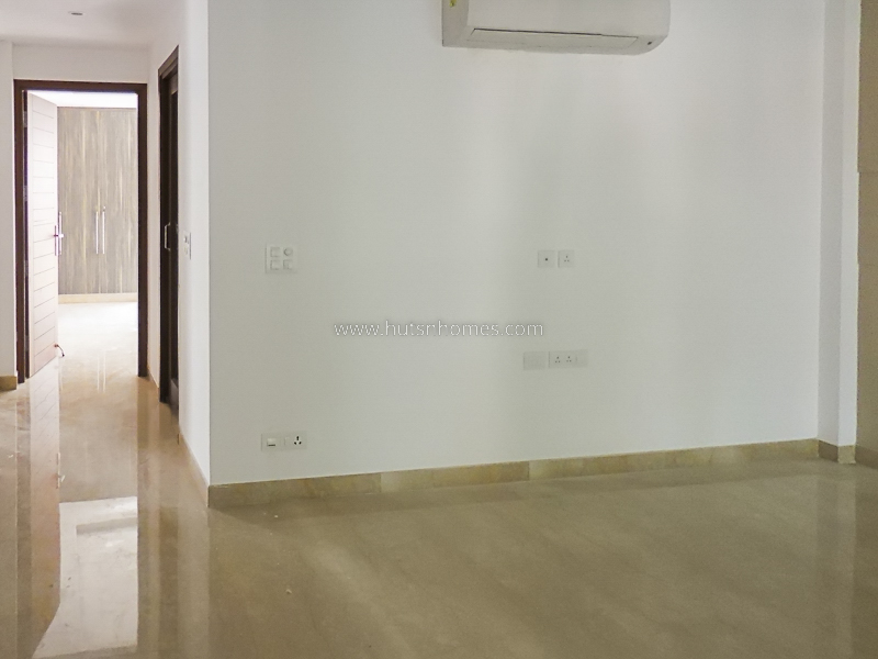 3 BHK Builder Floor For Sale in Defence Colony