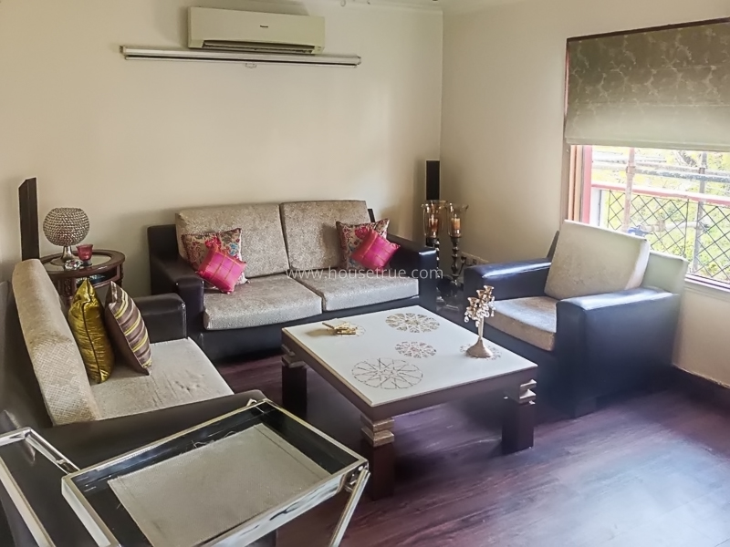 4 BHK Flat For Sale in Safdarjung Enclave