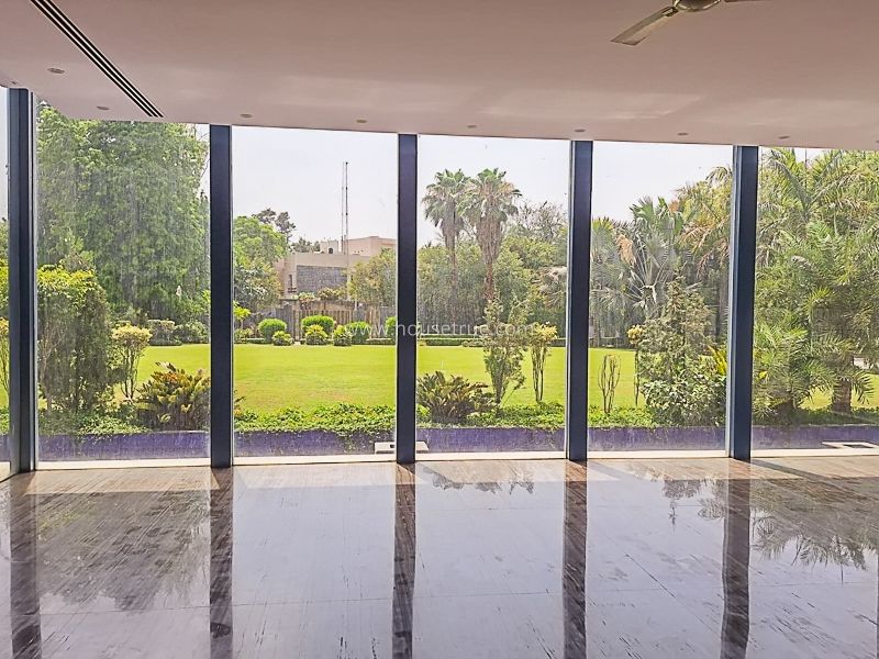 6 BHK Farm House For Sale in DLF Chttarpur