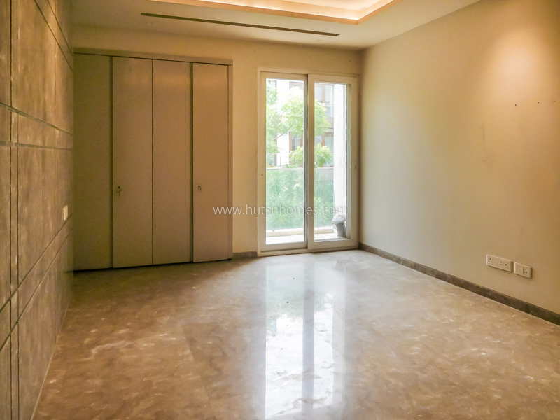 4 BHK Builder Floor For Sale in Pamposh Enclave