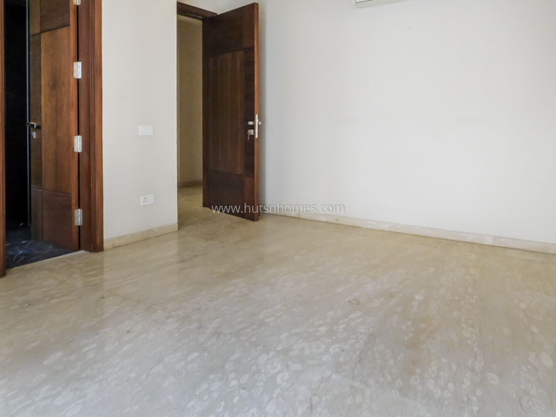 4 BHK Builder Floor For Sale in Pamposh Enclave