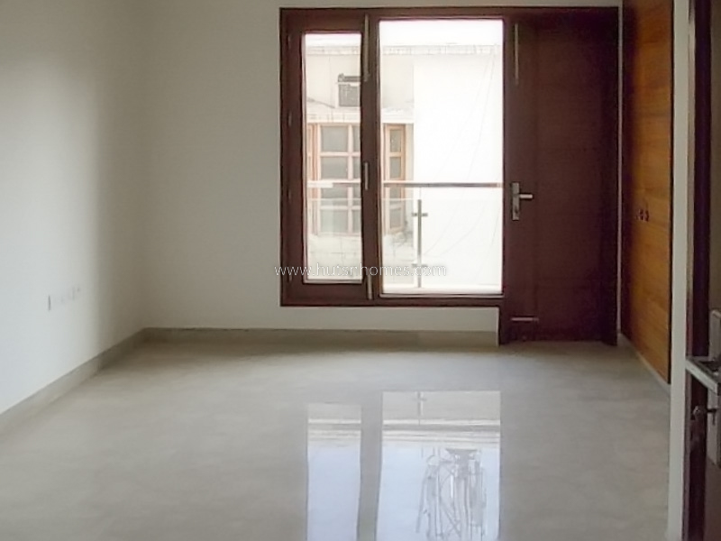 4 BHK Flat For Sale in New Friends Colony