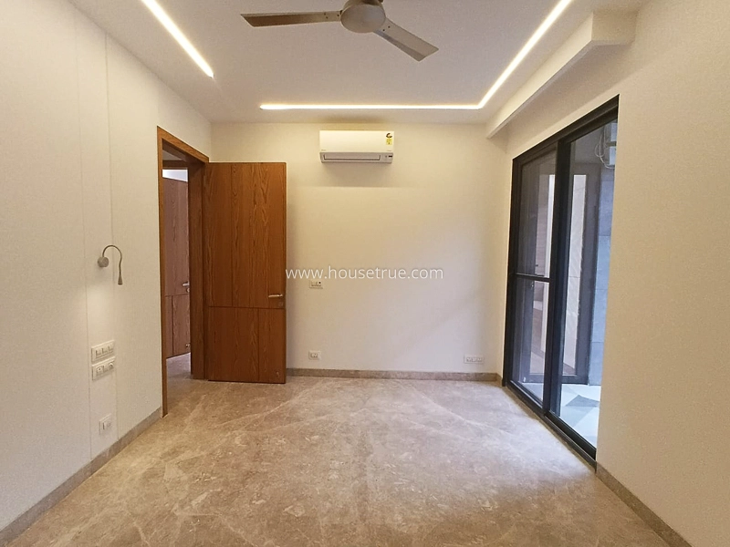 3 BHK Builder Floor For Sale in Maharani Bagh