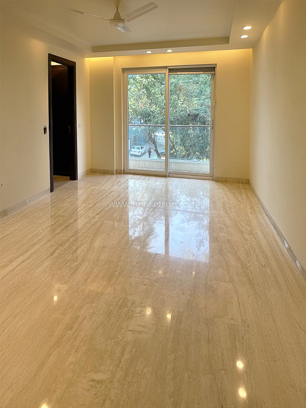 4 BHK Flat For Sale in Vasant Vihar