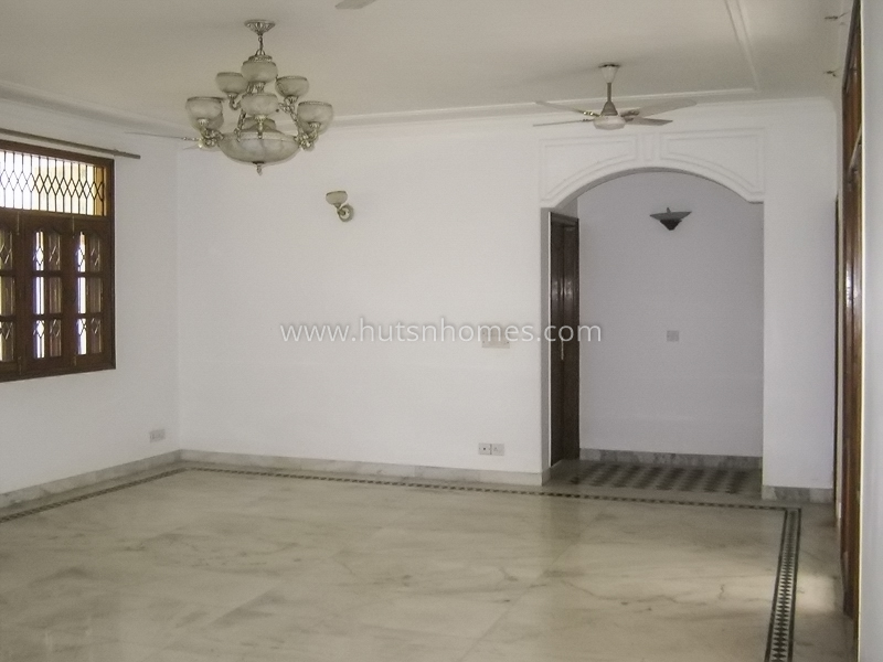 12 BHK House For Sale in Vasant Vihar