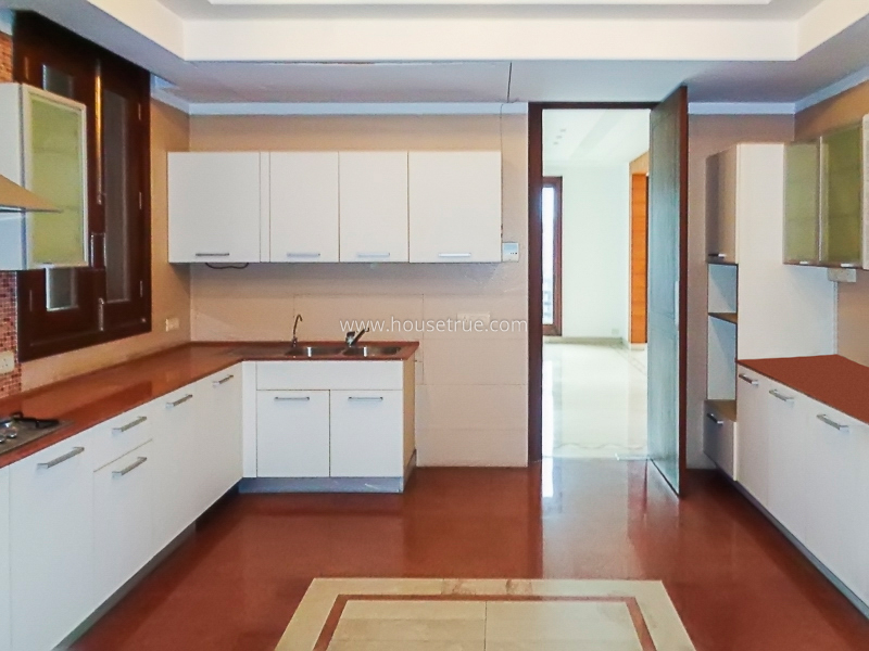 5 BHK Flat For Sale in Greater Kailash Part 2