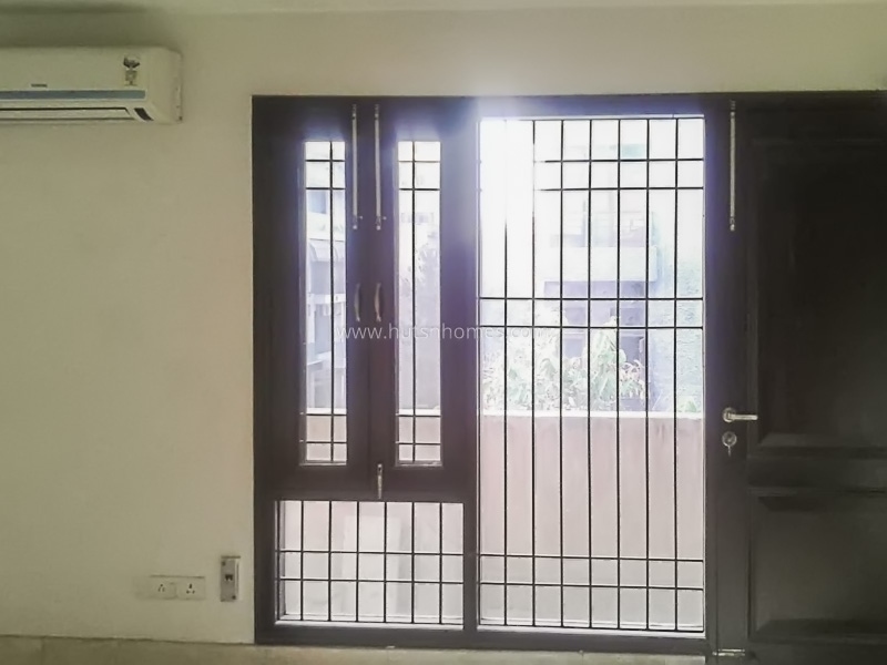 4 BHK Flat For Sale in Greater Kailash Part 1