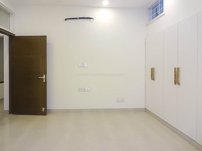 3 BHK Duplex For Sale in Anand Niketan