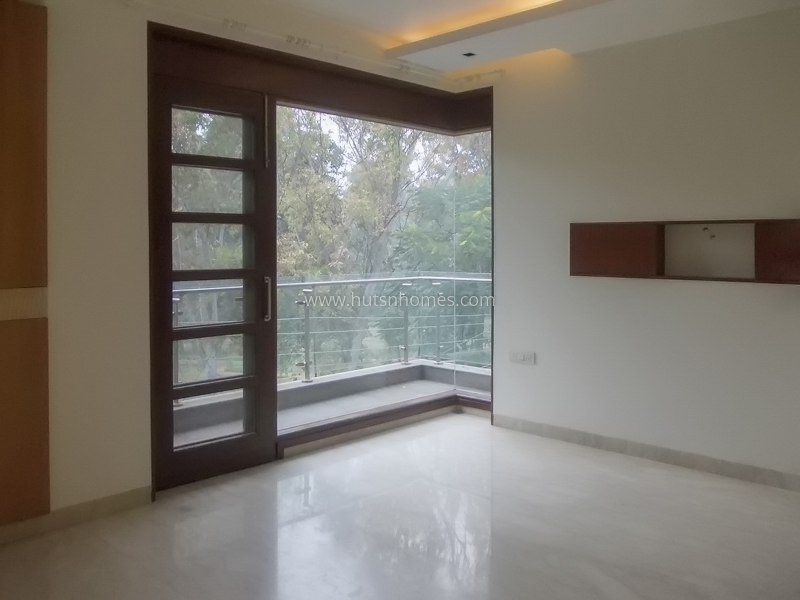 3 BHK Flat For Sale in Gitanjali Enclave