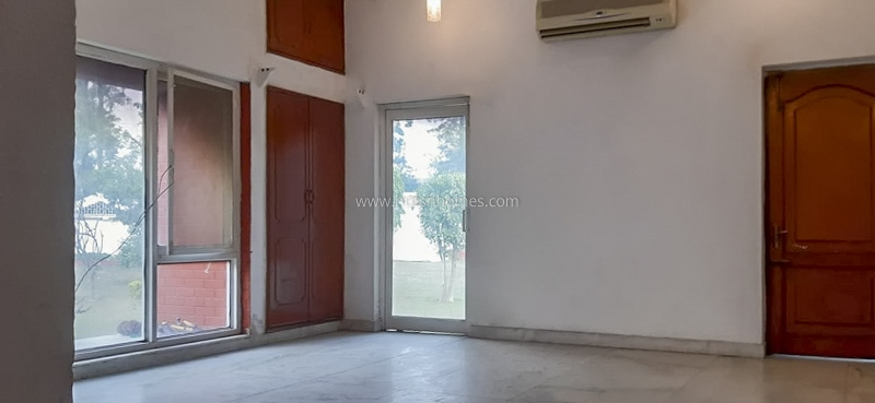 5 BHK Farm House For Sale in Asola