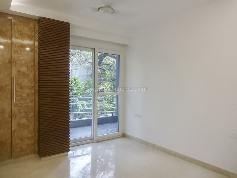 3 BHK Flat For Sale in Lajpat Nagar-3