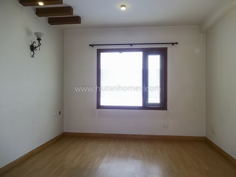 3 BHK Flat For Sale in Neeti Bagh