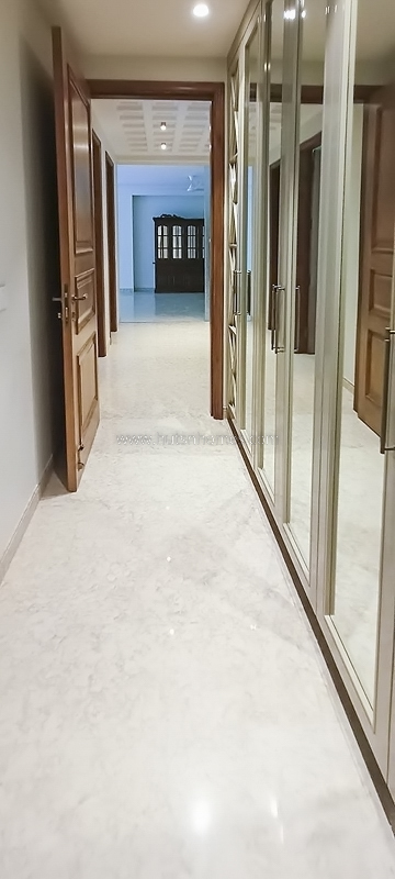 3 BHK Builder Floor For Sale in Defence Colony