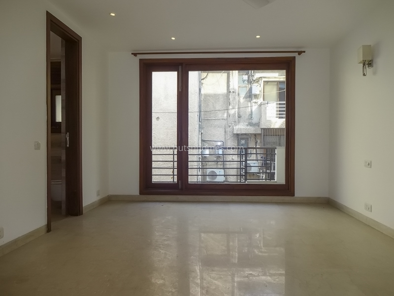 3 BHK Flat For Sale in Defence Colony