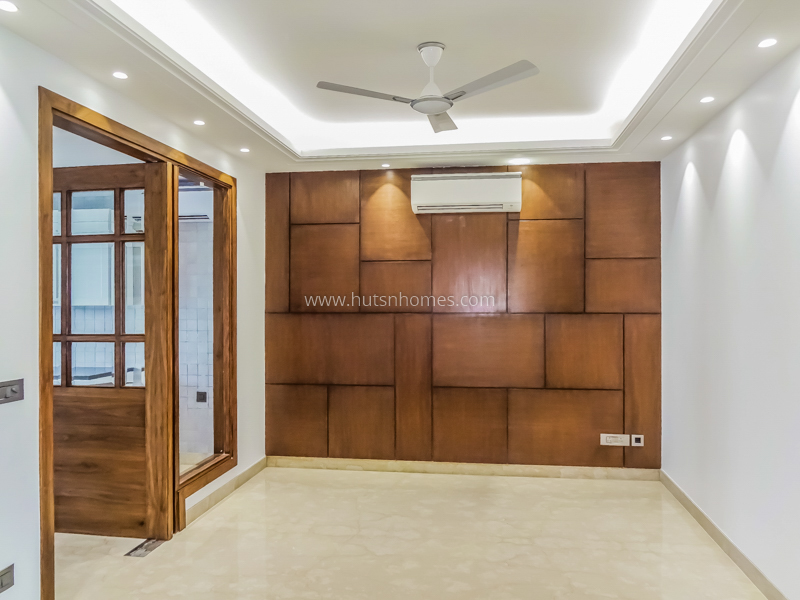 3 BHK Builder Floor For Sale in Defence Colony