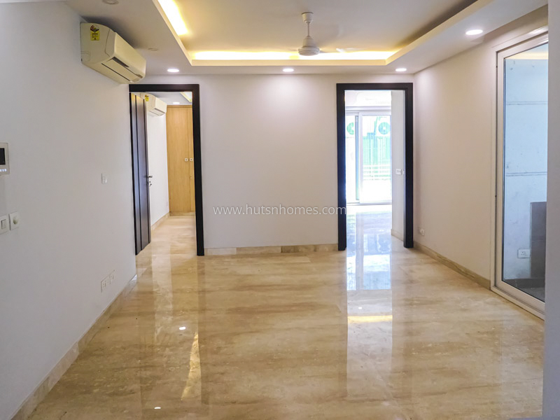 4 BHK Flat For Sale in Defence Colony