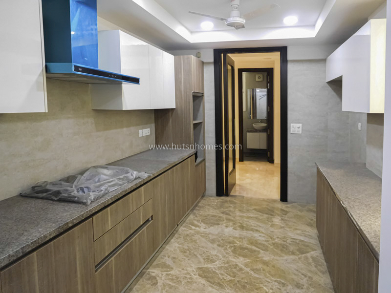 4 BHK Flat For Sale in Defence Colony