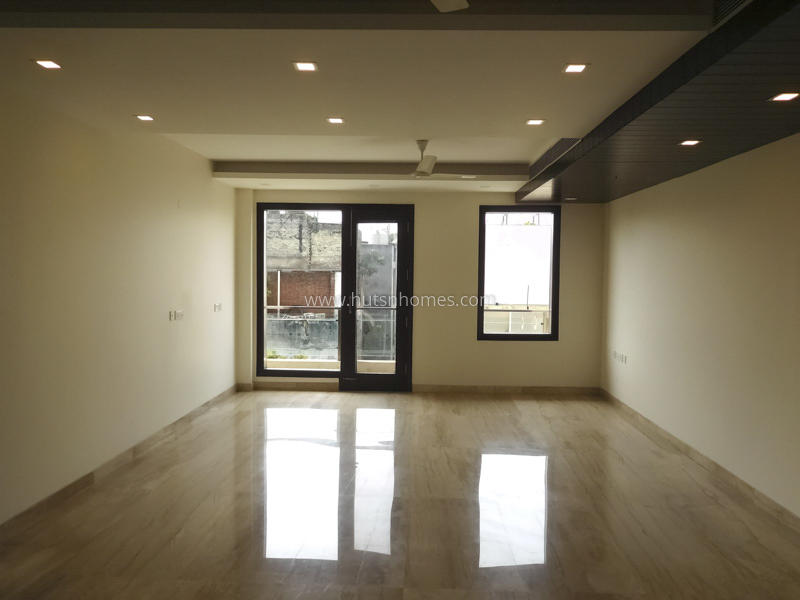 4 BHK Flat For Sale in New Friends Colony