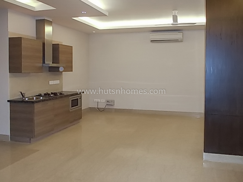 4 BHK Flat For Sale in Anand Niketan