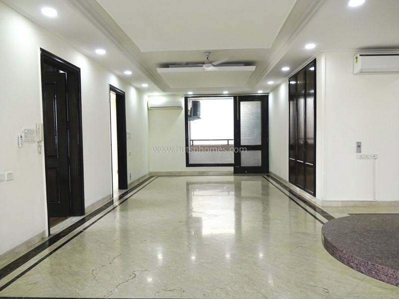 11 BHK Entire-Building For Sale in Vasant Vihar