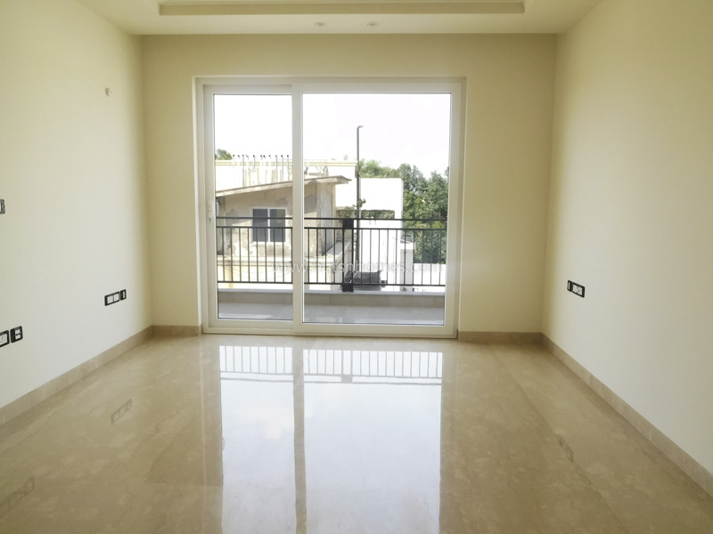 4 BHK Flat For Sale in Vasant Vihar