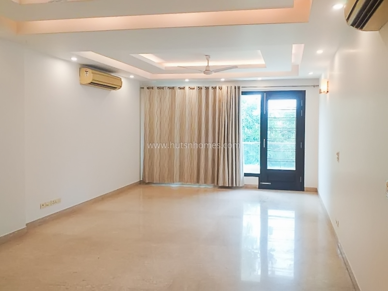 3 BHK Builder Floor For Sale in Defence Colony