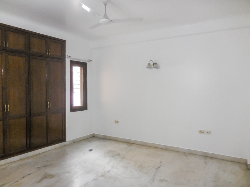 4 BHK Flat For Sale in Vasant Vihar