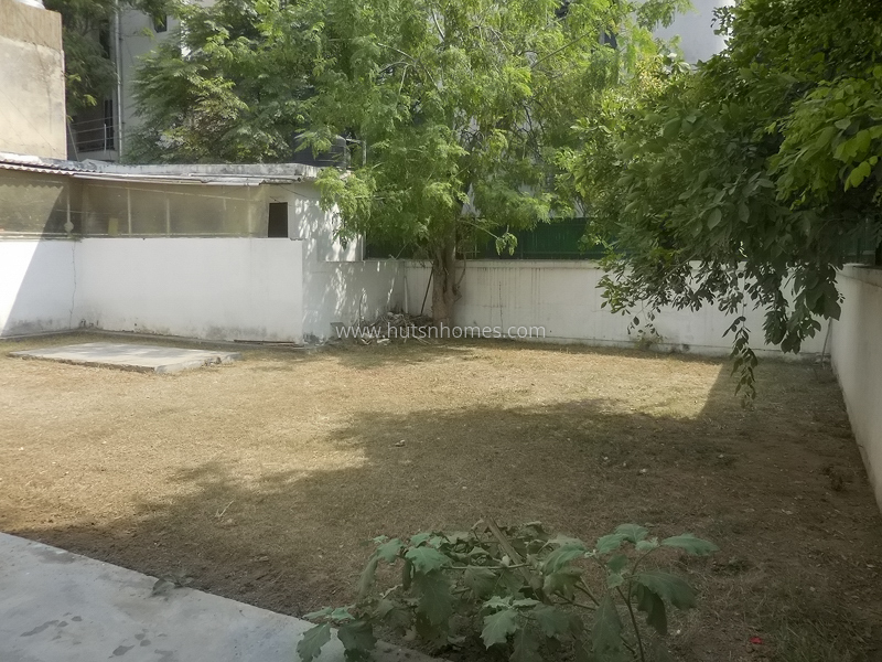 5 BHK House For Sale in Vasant Vihar