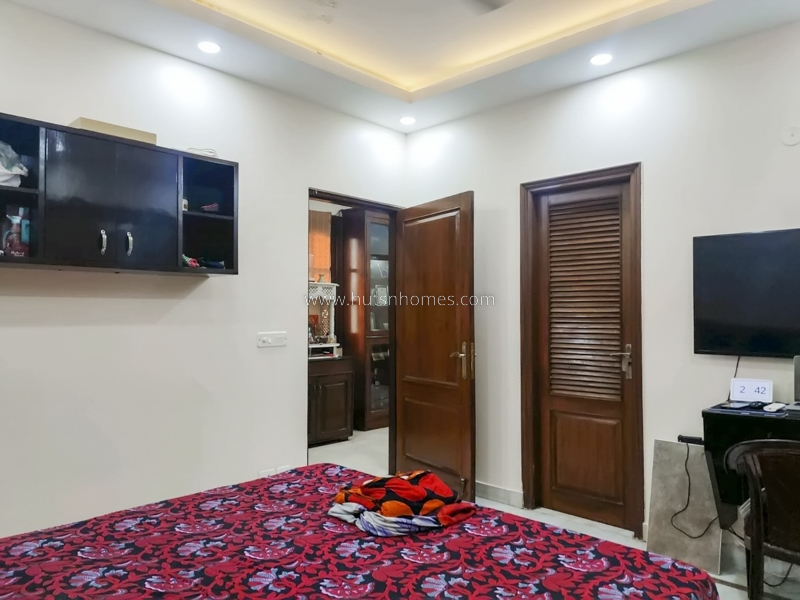 4 BHK Flat For Sale in New Friends Colony