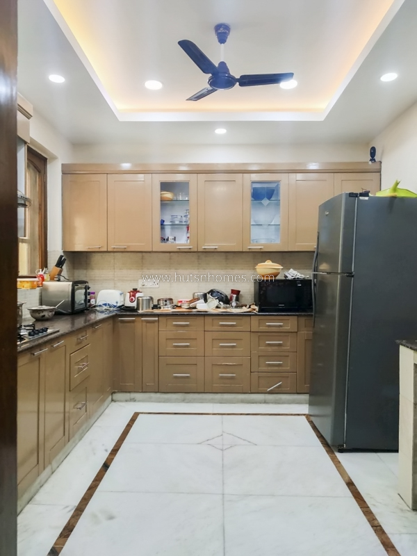 4 BHK Flat For Sale in New Friends Colony