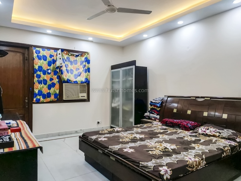 4 BHK Flat For Sale in New Friends Colony