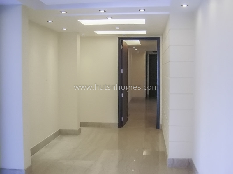 5 BHK Flat For Sale in Greater Kailash Part 2