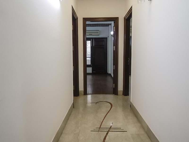 4 BHK Flat For Sale in Vasant Vihar