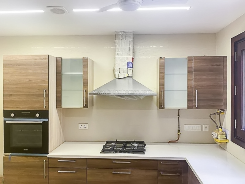 4 BHK Flat For Sale in Vasant Vihar