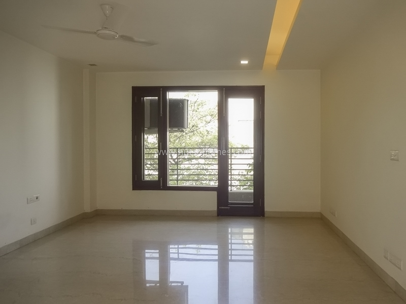 4 BHK Flat For Sale in South Extension 2