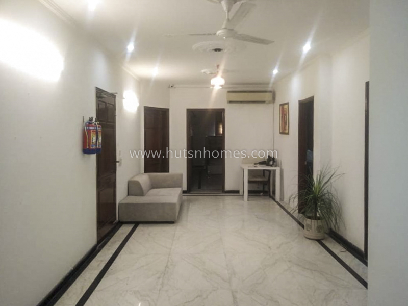 4 BHK Flat For Sale in Green Park Extension