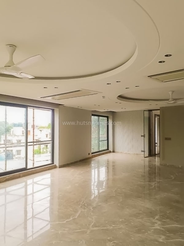 5 BHK Flat For Sale in Hauz Khas Enclave